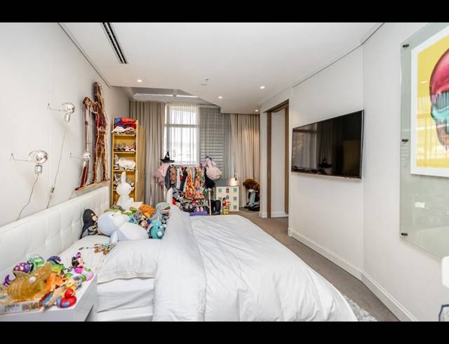 2 BEDROOM APARTMENT FOR SALE IN SANDTON CENTRAL